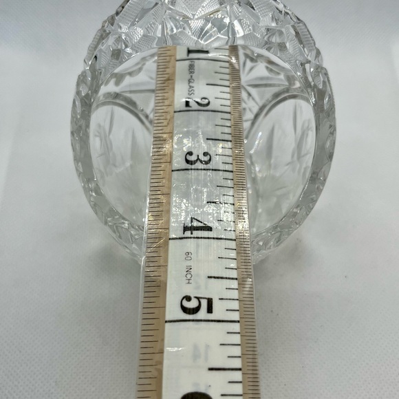 Small Crystal Rose Basket - Picture 7 of 8